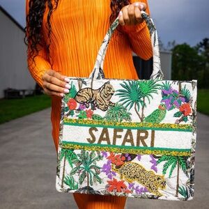 LARGE SAFARI Tote